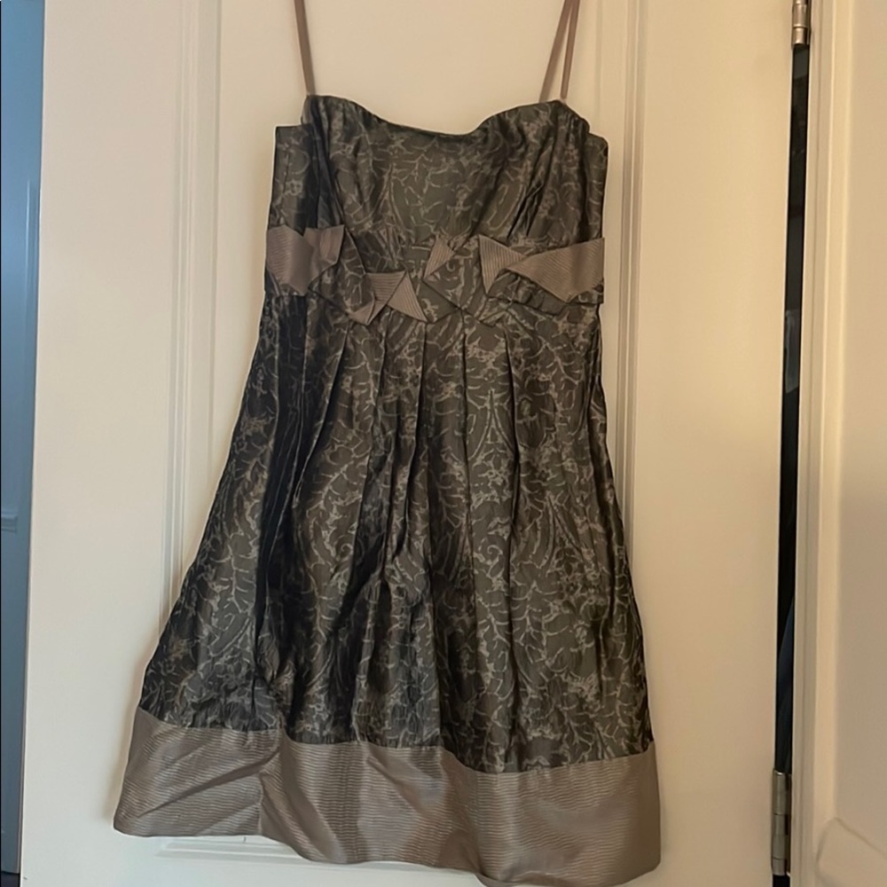Beautiful short fitted bcbg dress